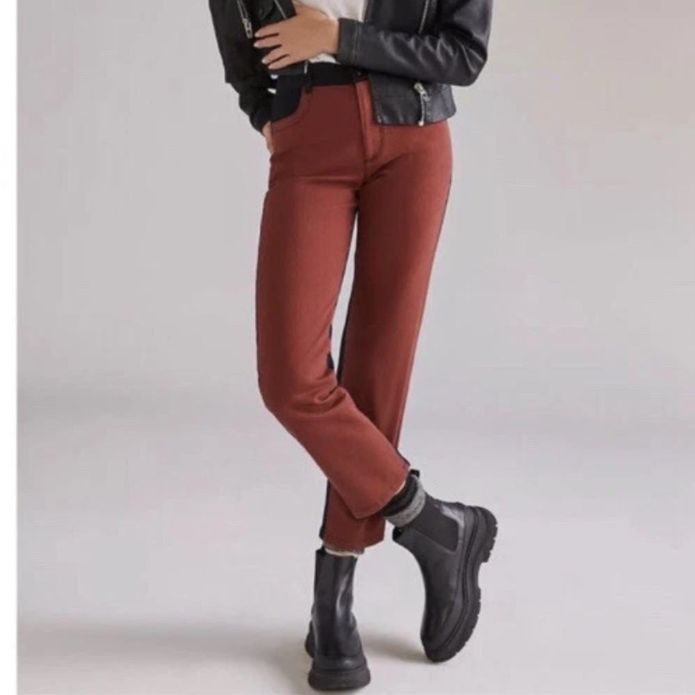 Anthropologie Maeve
Colorblocked Straight Pants black and Dark brick red Size 28